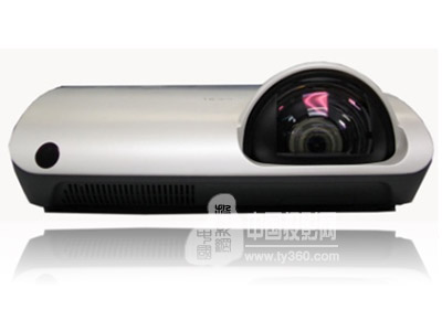 小空間盡享大畫面 雅圖短焦王一枝獨秀